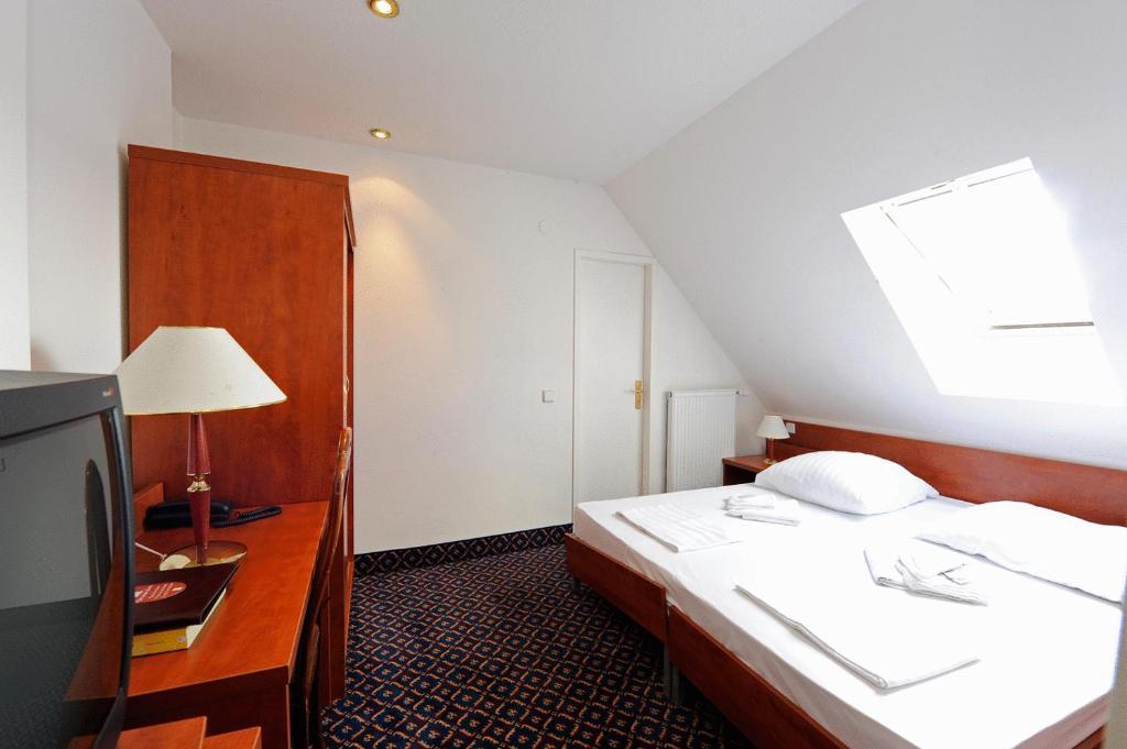 City Hotel Am Kurfuerstendamm Berlin Exterior foto