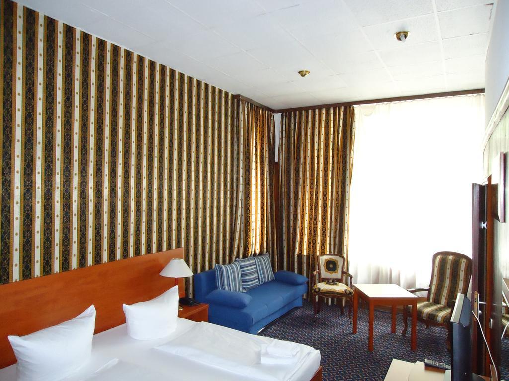 City Hotel Am Kurfuerstendamm Berlin Exterior foto